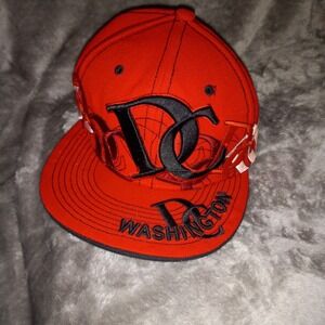 Washington DC RED BLACK City Hunter Size MEDIUM Baseball Cap Hat DC UNITES